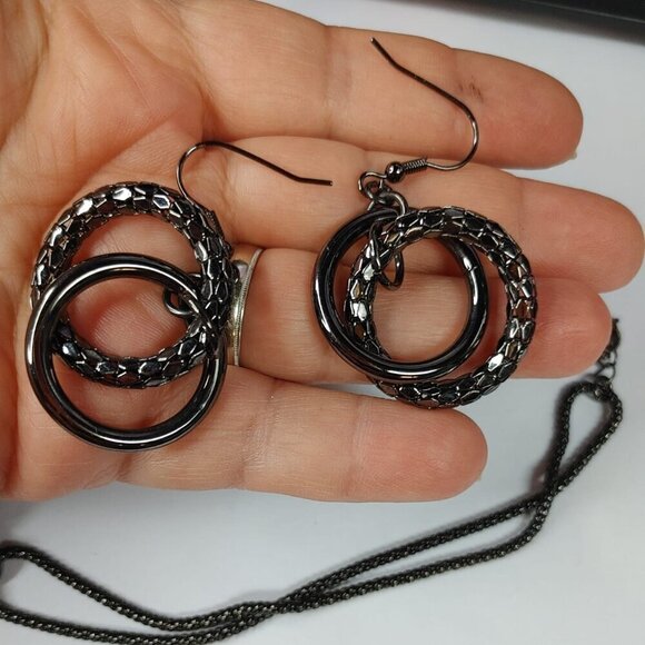 5/$100 Vintage Jewelry SET Necklace & Earrings Gun Metal Chain Chunky Rings - Picture 11 of 11